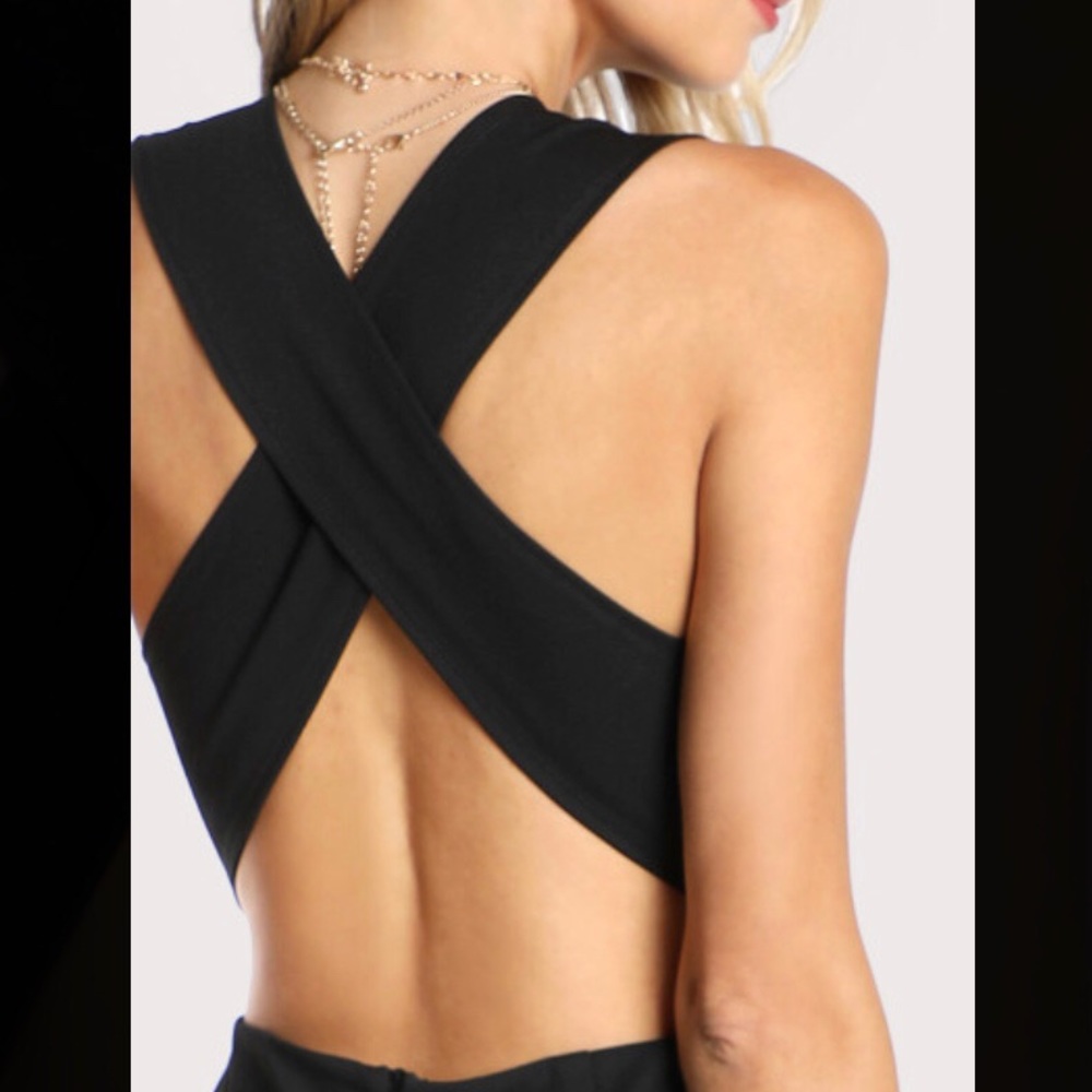Elegant Flare Jumpsuit with Criss Cross Back - Picture 4 of 8